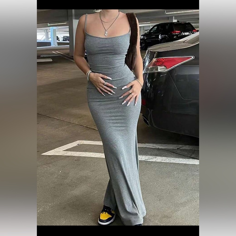 Elegant Gray Sleeveless Dress